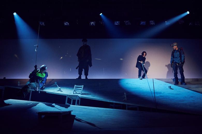 연극 '터칭 더 보이드' 사진제공=연극열정© 뉴스1