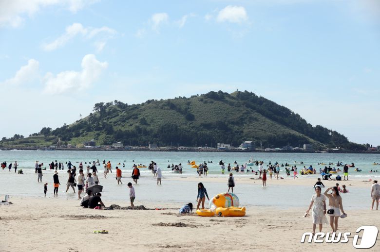 제주시 한림읍 협재해수욕장 © News1