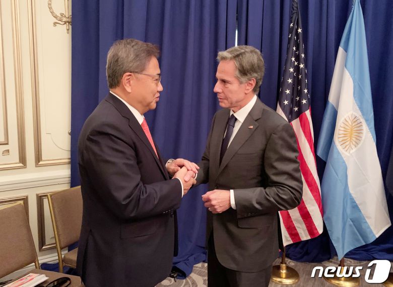 박진 외교부 장관(왼쪽)과 토니 블링컨 미국 국무장관. (외교부 제공) 2022.9.23/뉴스1 ⓒ News1 송원영 기자