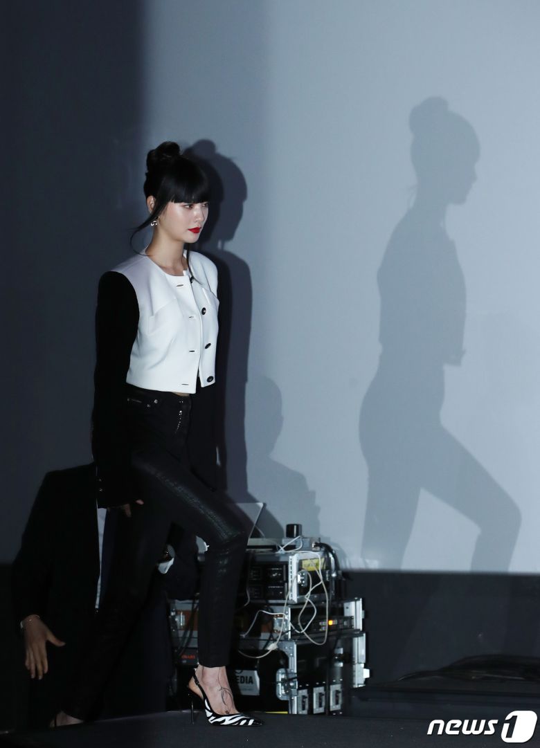 배우 나나가 27일 서울 용산구 CGV 용산아이파크몰에서 열린 넷플릭스 시리즈 '글리치' 제작발표회에 참석하고 있다.  ⓒ News1 권현진 기자