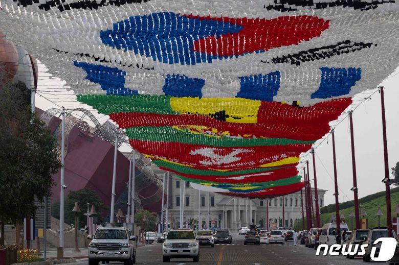 2022 카타르 월드컵이 열리는 도하의 도로 풍경. ⓒ AFP=뉴스1