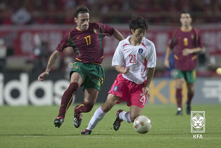 벤투(왼쪽)와 박지성(대한축구협회 제공)