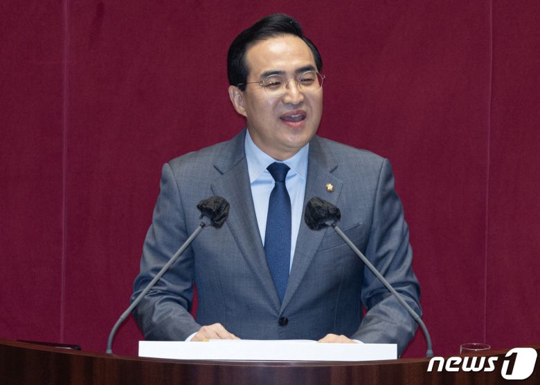 박홍근 더불어민주당 원내대표가 13일 오전 서울 여의도 국회에서 열린 제403회 국회(임시회) 제5차 본회의에서 교섭단체 대표연설을 하고 있다. 2023.2.13/뉴스1 ⓒ News1 이재명 기자