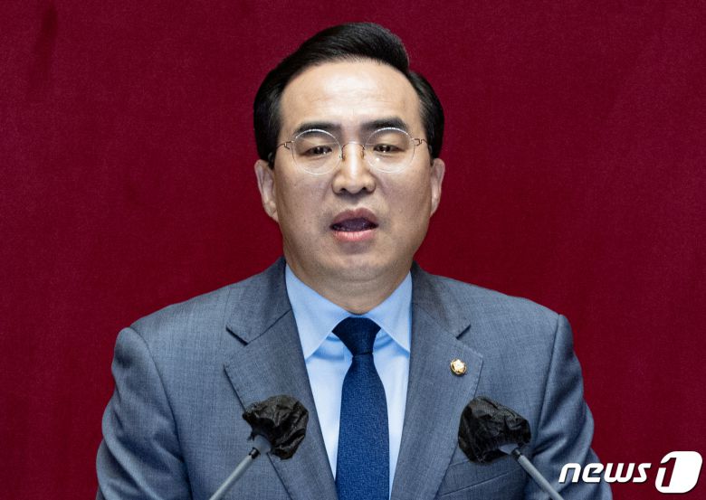 박홍근 더불어민주당 원내대표가 13일 오전 서울 여의도 국회에서 열린 제403회 국회(임시회) 재5차 본회의에서 교섭단체 대표연설을 하고 있다. 2023.2.13/뉴스1 ⓒ News1 이재명 기자