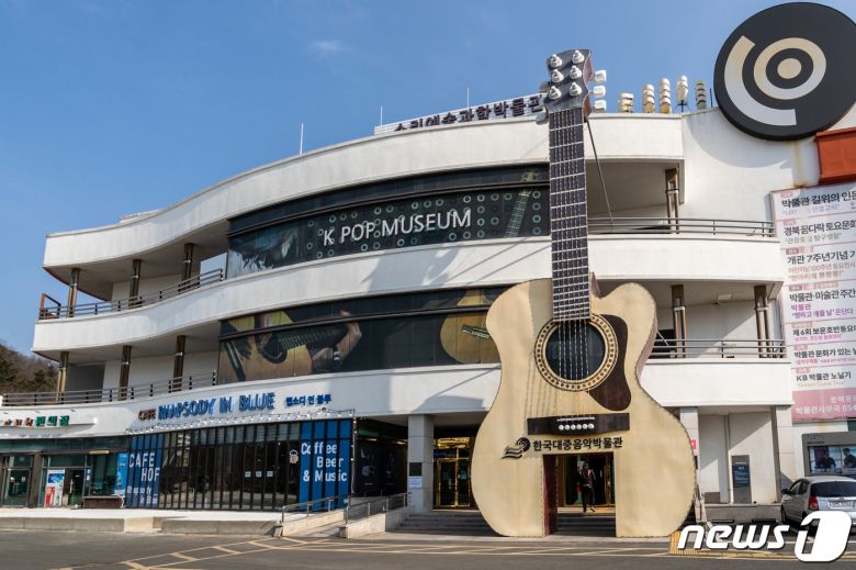 한국대중음악박물관에서는 우리나라 대중음악의 역사를 만날 수 있다(한국관광공사 제공)