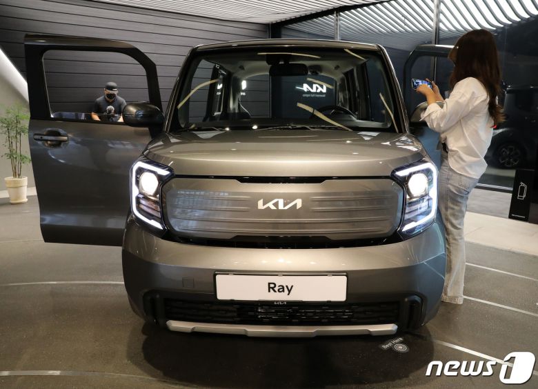 지난해 출시된 상품성 개선 모델 ‘더 뉴 기아 레이’’. 2022.8.31/뉴스1 ⓒ News1 김진환 기자