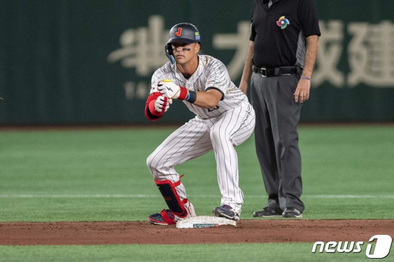 1라운드 체코전에서 특유의 세리머니를 펼치는 눗바. ⓒ AFP=뉴스1