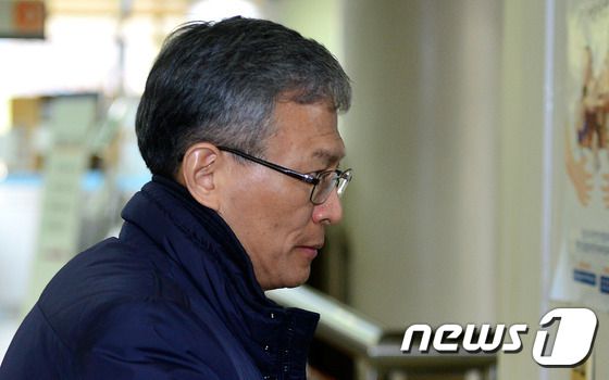 캐나다 자원개발업체 하베스트를 무리하게 인수해 수천억대 국고 손실을 끼친 혐의에 대해 무죄를 선고 받은 강영원 전 한국석유공사 사장 2016.3.11/뉴스1 ⓒ News1 박정호 기자