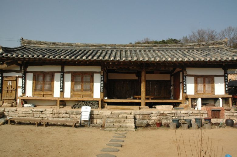 칠곡 매원마을 내 서당(문화재청 제공)