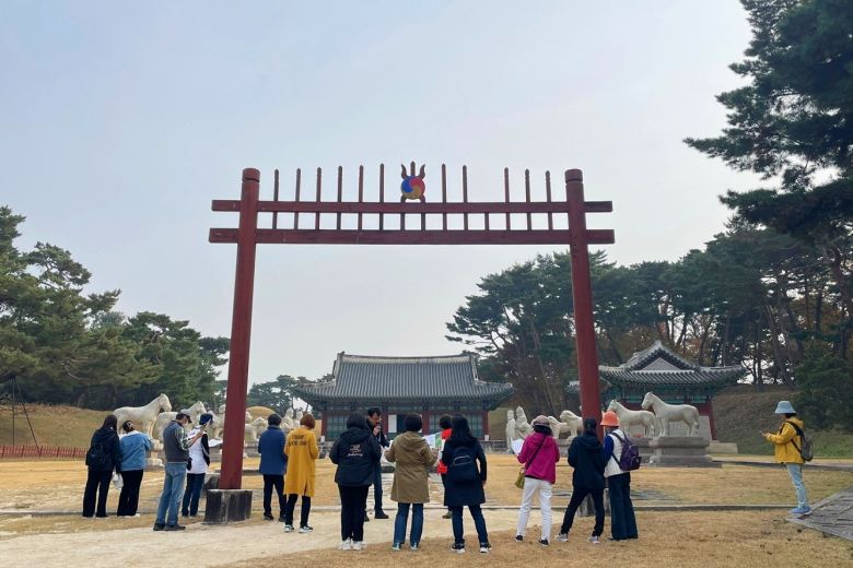 2022년 '왕릉천행' 행사 모습. (문화재청 제공)
