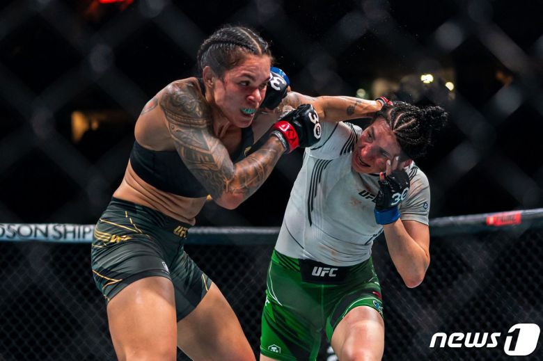 누네스(왼쪽)와 알다나.ⓒ AFP=뉴스1