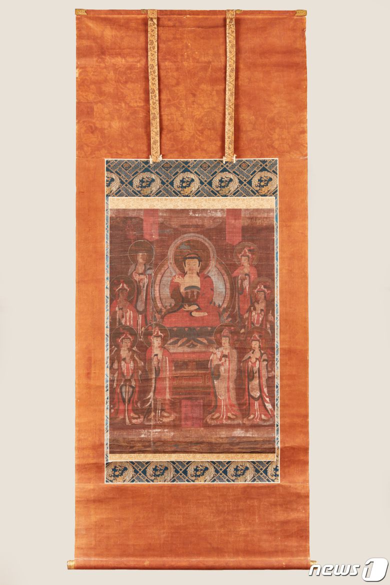 보물로 지정된 '아미타팔대보살도'. (문화재청 제공)