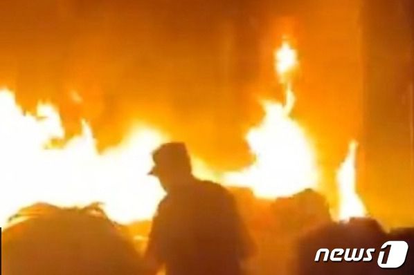 화재 현장 - BBC 화면 갈무리