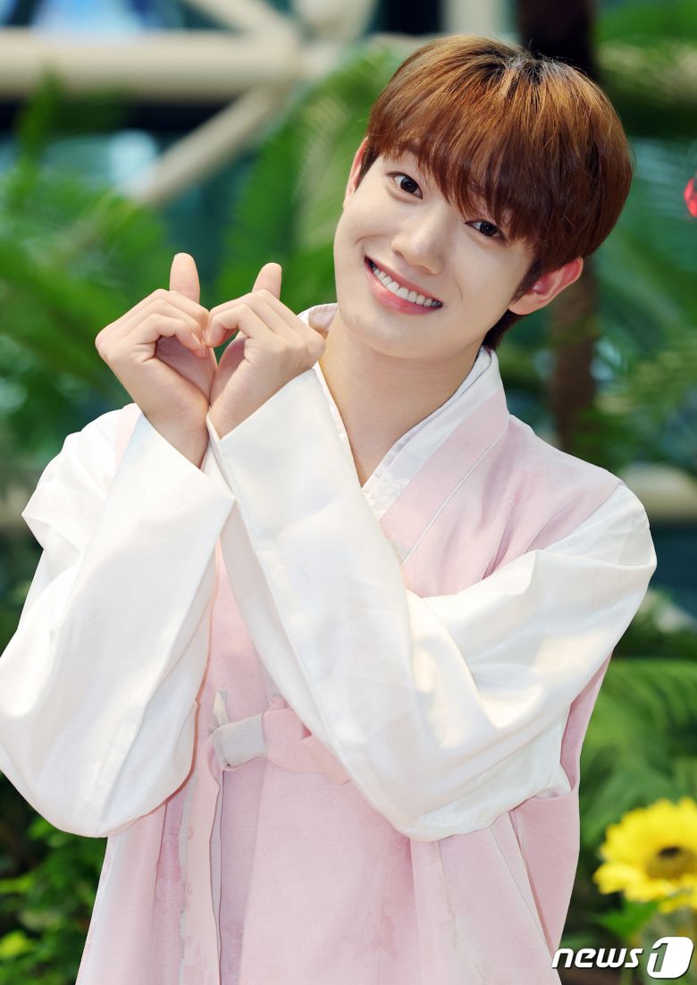 아이돌 그룹 더윈드의 타나톤 / 뉴스1 ⓒ News1 김진환 기자