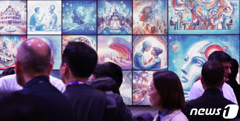 세계 최대 이동통신 전시회 '모바일 월드 콩그레스(MWC) 2024’ 이튿날인 27일 오전(현지시간) 스페인 바르셀로나 피라 그란 비아 전시장에 미디어 아트가 전시돼 있다. 2024.2.27/뉴스1 ⓒ News1 김민지 기자