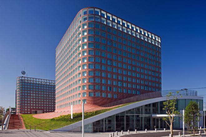 일본 건축가 야마모토 리켄이 설게한 도쿄도 훗사시청사의 전경. (출처 : RY 공식 누리집) 2024.03.06/