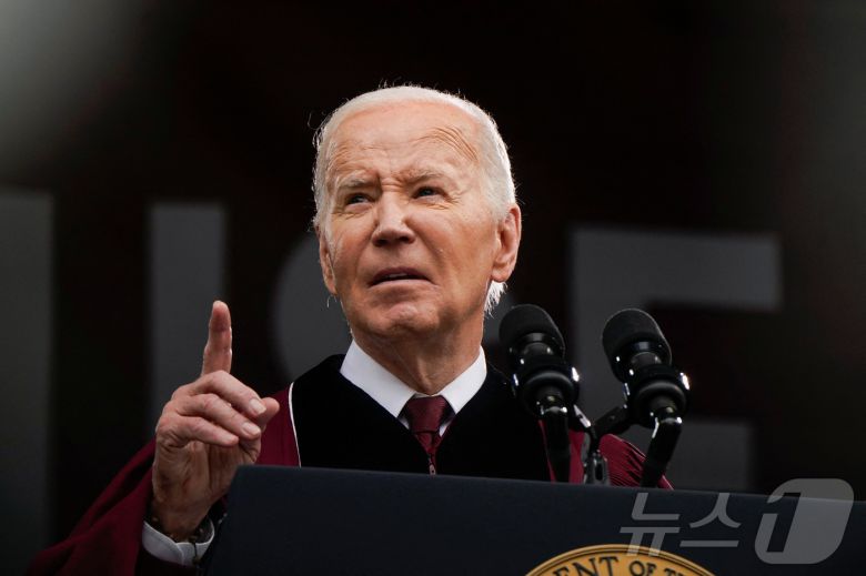 19일(현지시간) 조 바이든 미국 대통령이 조지아주 애틀랜타의 모어하우스 칼리지에서 졸업 축하 연설을 갖고 있다. 2024.05.20/뉴스1 ⓒ 로이터=뉴스1 ⓒ News1 조소영 기자