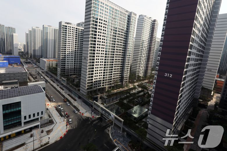 17일 서울 강동구 올림픽파크포레온의 모습. 2024.10.17/뉴스1 ⓒ News1 황기선 기자