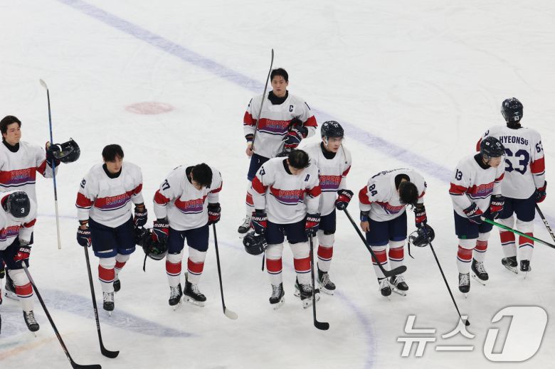 남자 아이스하키 대표팀이 준결승전에서 일본에 패했다. /뉴스1 DB ⓒ News1 이승배 기자