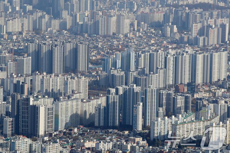 사진은 전날 대구 앞산 전망대에서 바라본 대구 도심 전경. 2024.11.21/뉴스1 ⓒ News1 공정식 기자