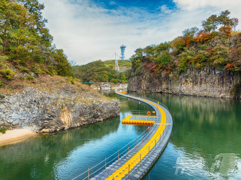 강원 철원 한탄강 물윗길(철원시 제공)