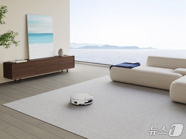 에코백스 플래그십 모델 디봇(DEEBOT) X8(에코백스 로보틱스 제공)