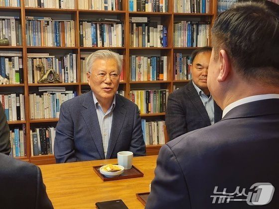 뉴스1