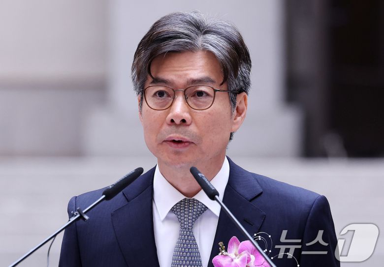 마용주 신임 대법관이 9일 서울 서초구 대법원에서 열린 취임식에 취임사를 하고 있다. 2025.4.9/뉴스1 ⓒ News1 박지혜 기자