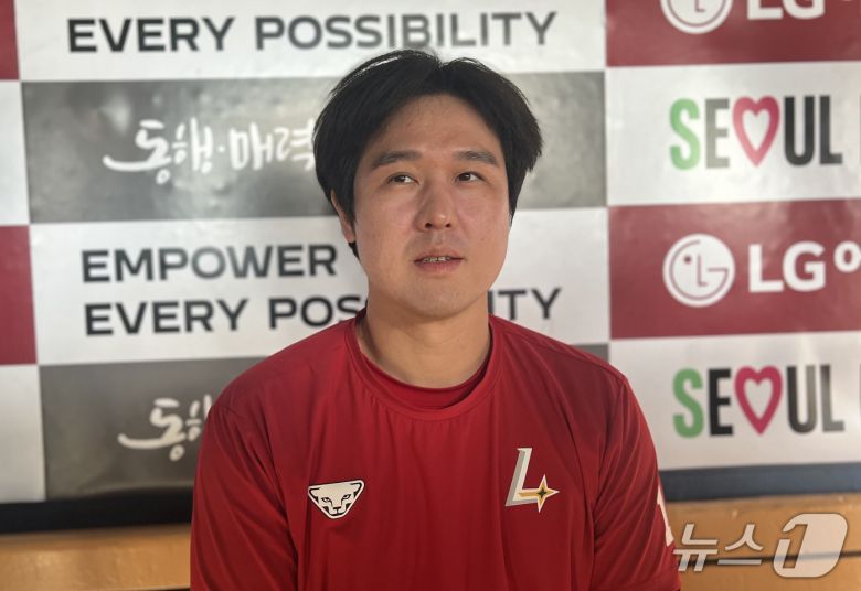 SSG 랜더스 최정은 2일 열린 KBO리그 잠실 LG 트윈스전에서 결승 2점 홈런을 터뜨려 팀의 2-1 승리를 이끌었다. 2025.5.2/뉴스1 ⓒ News1 이상철 기자