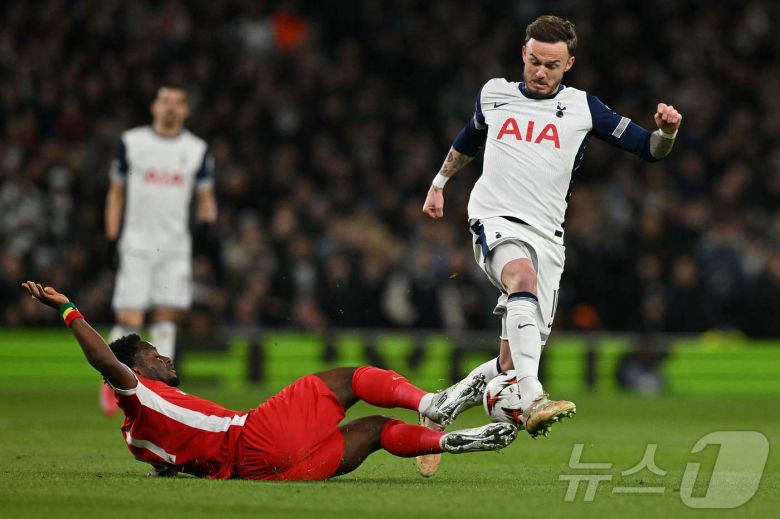 토트넘의 제임스 매디슨 ⓒ AFP=뉴스1