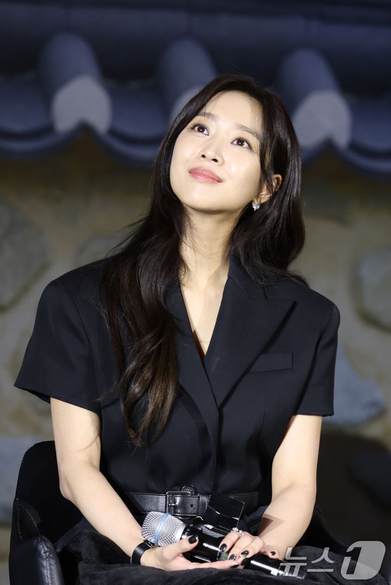 배우 조보아가 13일 서울 구로구 라마다서울 신도림 호텔에서 열린 넷플릭스 시리즈 '탄금' (극본 김진아/연출 김홍선) 제작발표회에 참석해 매력을 발산하고 있다. ⓒ News1 권현진 기자