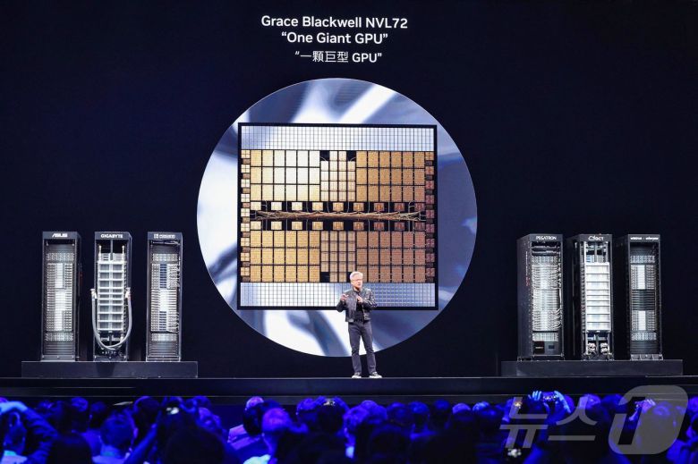 젠슨 황 엔비디아 CEO 컴퓨텍스 2025 기조연설 ⓒ AFP=뉴스1