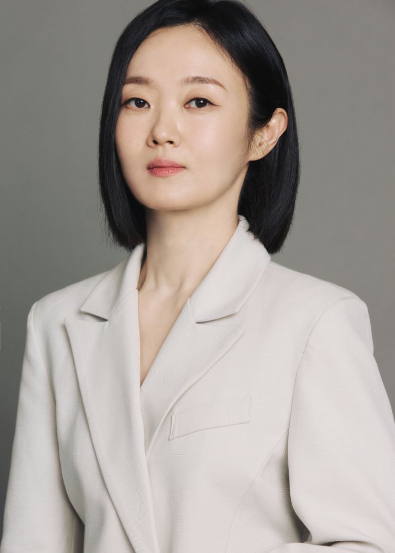 이봉련 / 에이엠 엔터테인먼트