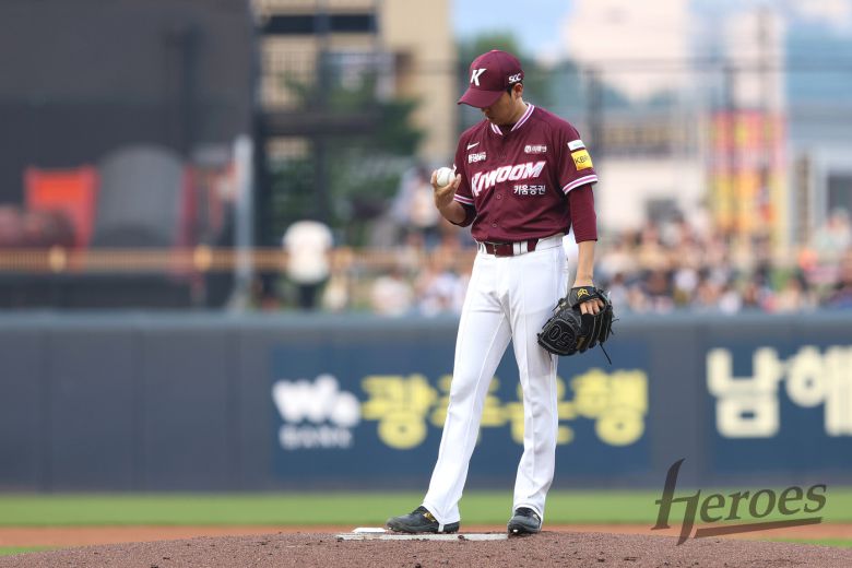 키움 히어로즈는 팀 타율과 평균자책점 모두 최하위에 그쳤다. (키움 히어로즈 제공)