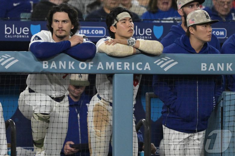 3경기 연속 선발 라인업에서 제외된 김혜성(가운데). ⓒ 로이터=뉴스1