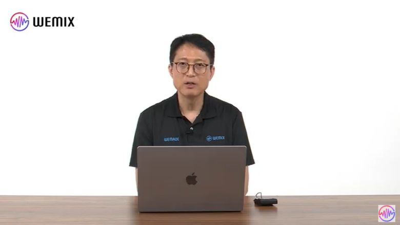 김석환 위믹스재단 대표가 2일 투자자 대상 긴급 기자간담회에서 발언하고 있다.(위믹스 유튜브 채널 갈무리)2025.6.2/뉴스1