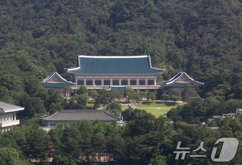 청와대가 다시 대통령 집무실로 변경될 예정인 가운데 이재명 제21대 대통령은 당분간 용산 대통령실을 집무실로 사용한다. 2025.6.4/뉴스1 ⓒ News1 임세영 기자