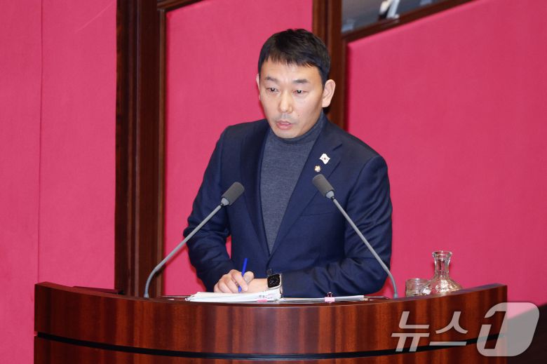 김용민 더불어민주당 의원. 2025.2.13/뉴스1 ⓒ News1 안은나 기자