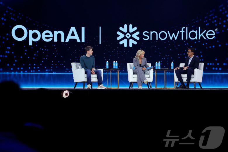 스노우플레이크 서밋 2025에 샘 올트먼 오픈AI CEO가 기조연설자로 참여했다. ⓒ AFP=뉴스1