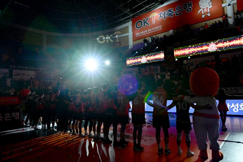 부산으로의 연고이전을 확정한 OK저축은행(KOVO제공)
