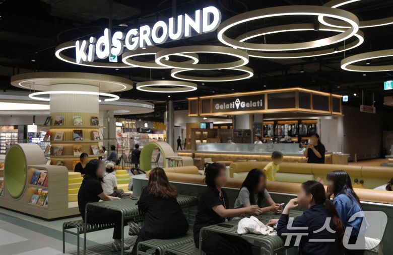 스타필드 마켓 킨텍스점의 시그니처 특화존 '키즈 그라운드' 모습. (이마트 제공. 재판매 및 DB 금지) 2025.6.26/뉴스1
