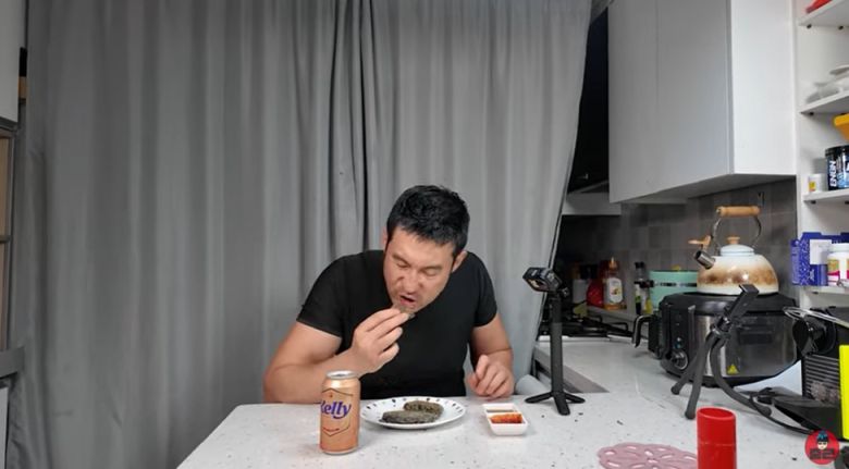 (유튜브 채널 '이충근' 갈무리)