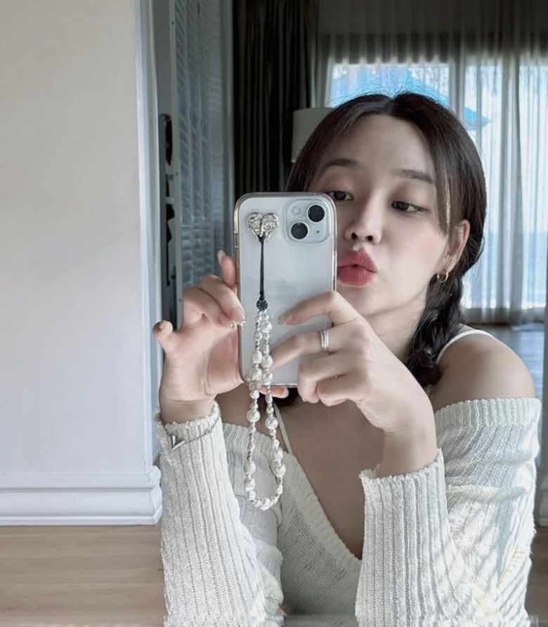 AOA 유나 인스타그램