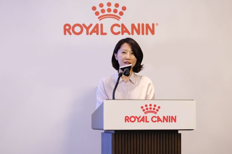 환영사하고 있는 박혜영 로얄캐닌코리아 상무(로얄캐닌 제공) ⓒ 뉴스1