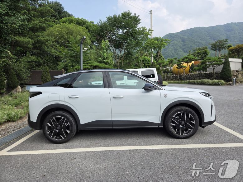 푸조 올 뉴 3008 스마트 하이브리드