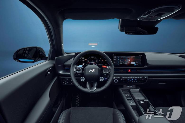 현대차의 고성능 전기 세단 '아이오닉 6 N' 실내.(현대차 제공)