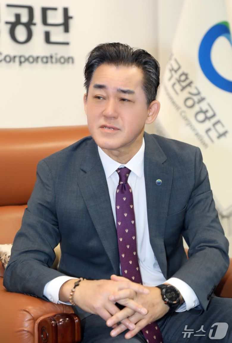 인천 서구 한국환경공단 집무실에서 뉴스1 제주본부와 인터뷰하는 임상준 한국환경공단 이사장. (한국환경공단 제공, 재판매 및 DB 금지)