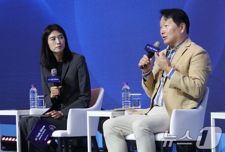 최태원 대한상공회의소 회장이 18일 경북 경주 라한셀렉트에서 열린 '제48회 대한상의 하계포럼'에서 발언하고 있다. (대한상공회의소 제공. 재판매 및 DB 금지) 2025.7.18/뉴스1