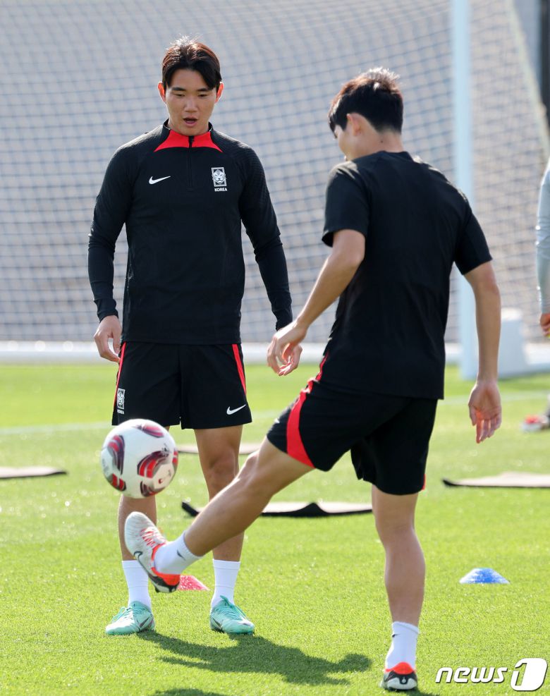 축구대표팀 양현준과 홍현석. /뉴스1 ⓒ News1 김성진 기자