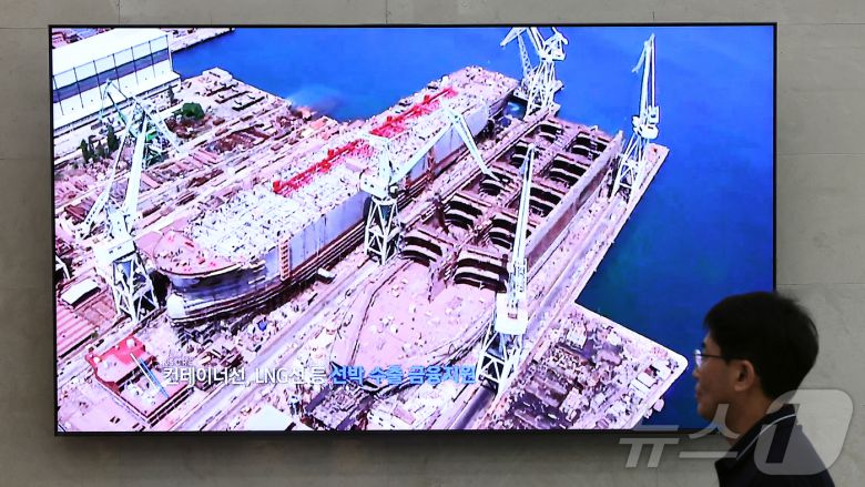 정부가 한미 관세 협상에서 미국에 수십조 원 규모의 조선업 협력 프로젝트 '마스가(MASGA·Make American Shipbuilding Great Again)를 제안했다. 이는 한국 조선사의 미국 현지 투자와 금융 지원을 포함한 패키지로, 미국 측도 긍정적 반응을 보인 것으로 알려졌다.  2025.7.28/뉴스1 ⓒ News1 김진환 기자